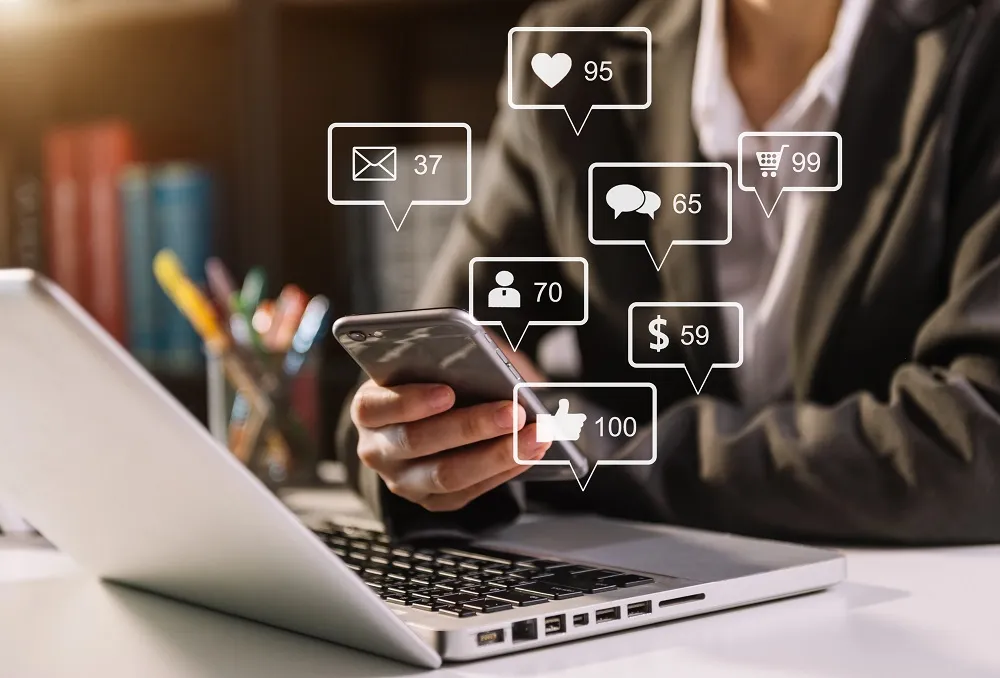 HND E-Commerce and Digital Marketing