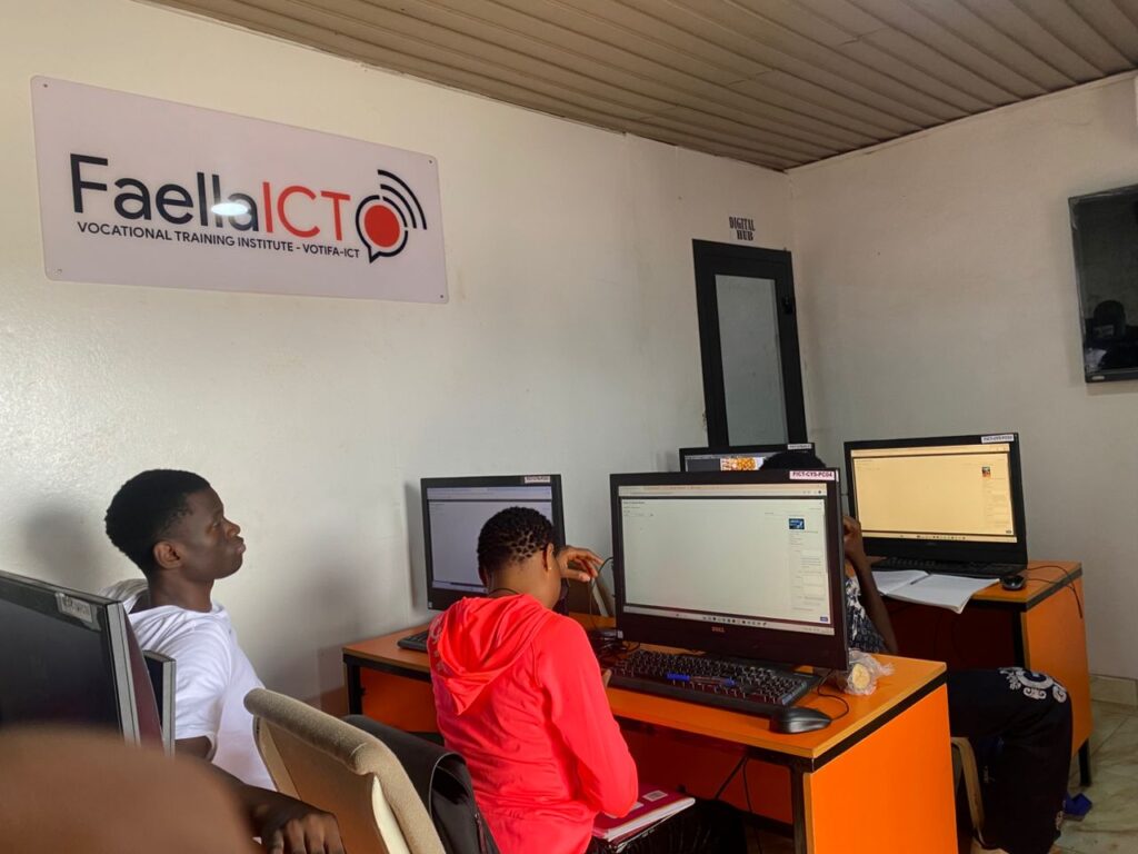 Best Computer School in Douala Cameroon
